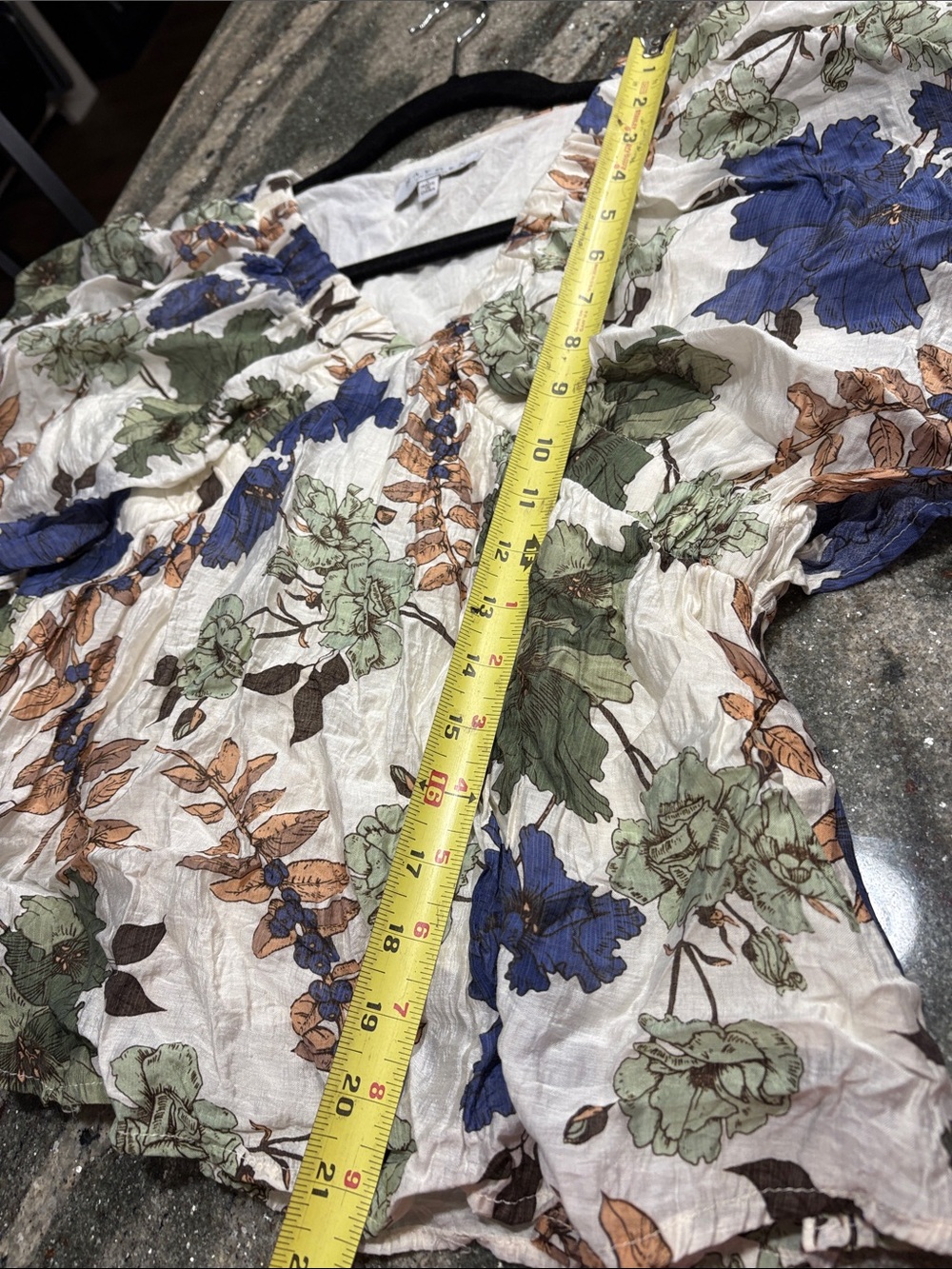 ๐บ Hayden Top ๐บ - Picture 4 of 6